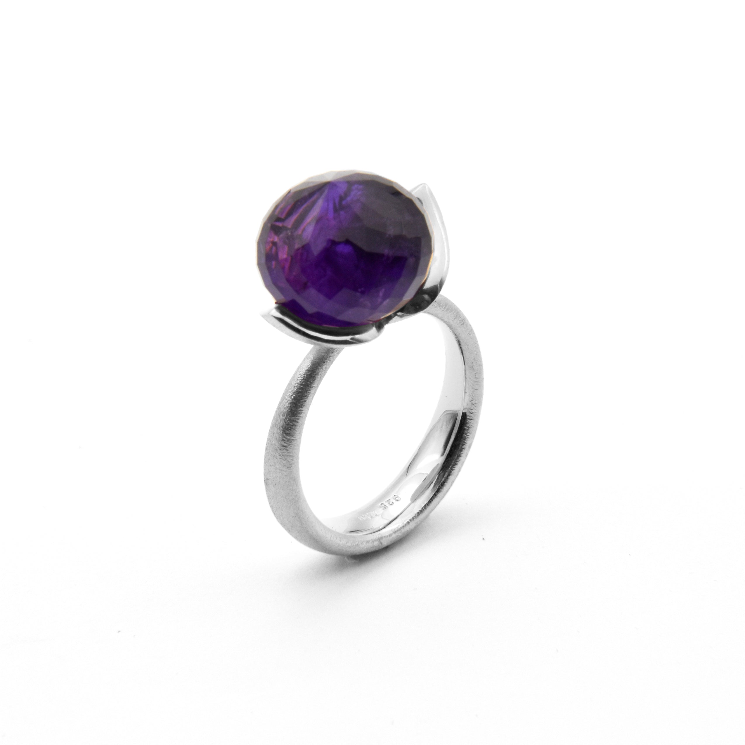 Dolce Ring "big" mit Amethyst 925/-