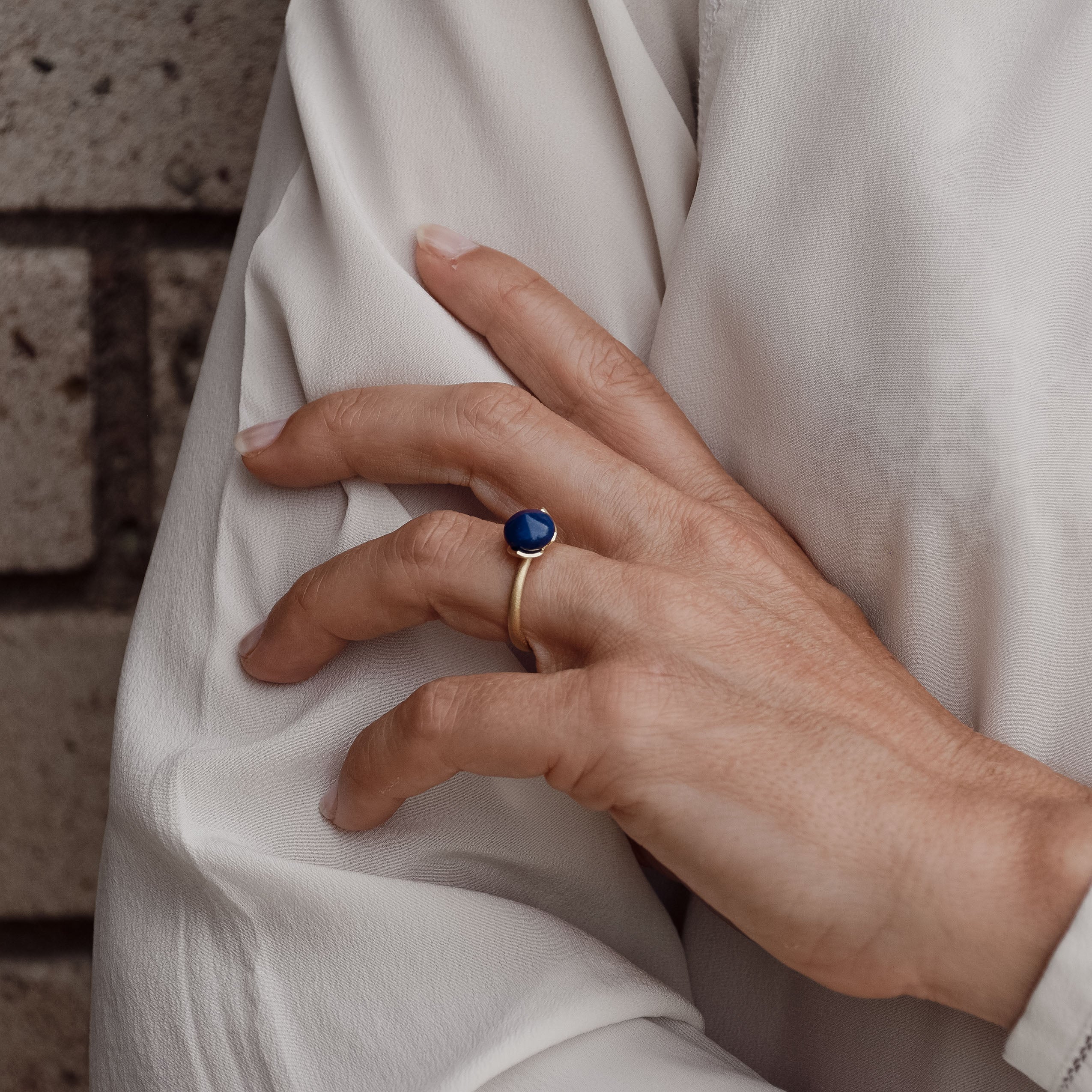 Dolce ring "smal" with lapis lazuli 925/-