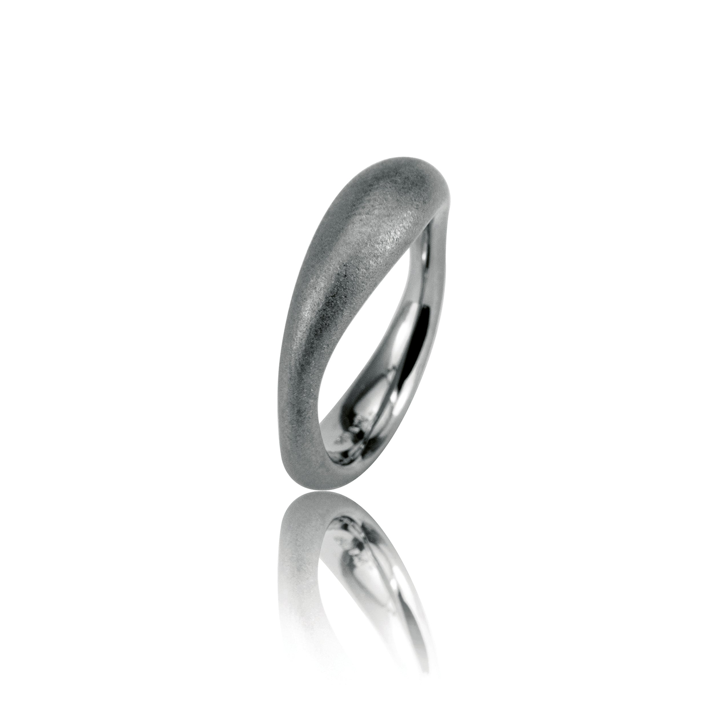 Closed Ring "one" 925/-