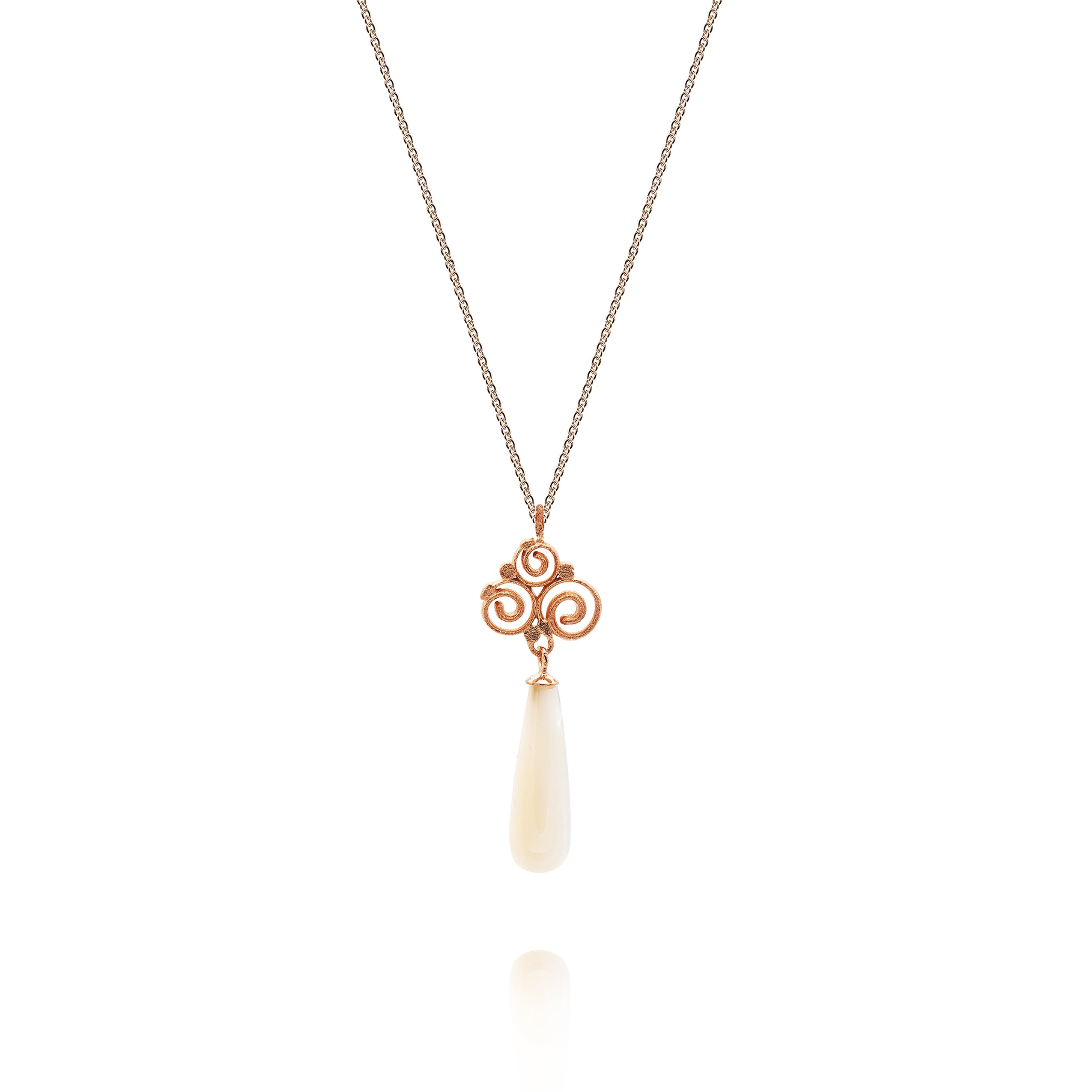 Grace pendant 925/- with mother-of-pearl teardrop