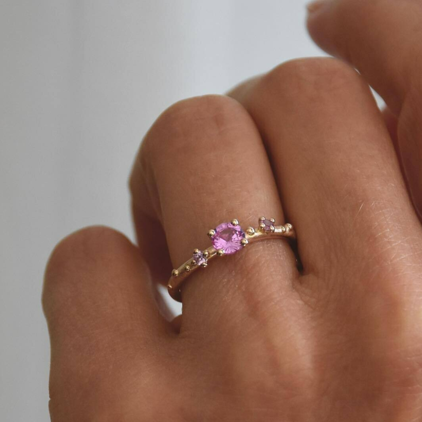 Shine Ring "Pink" in Gold mit Saphiren